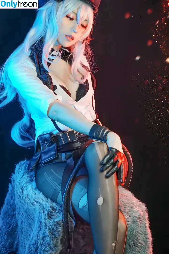 eeelyeee nude photo #1148 (Ely Cosplay / Ely_eee)