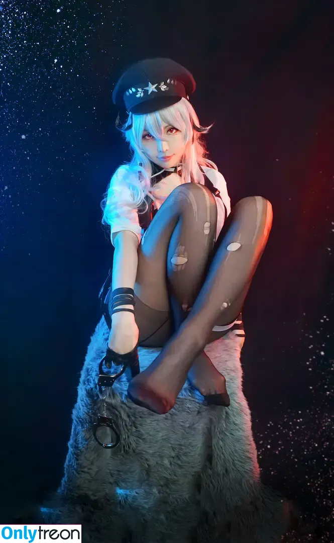 eeelyeee nude photo #1152 (Ely Cosplay / Ely_eee)