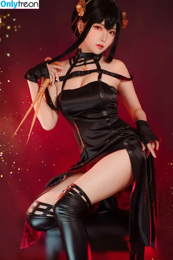 eeelyeee nude photo #1173 (Ely Cosplay / Ely_eee)