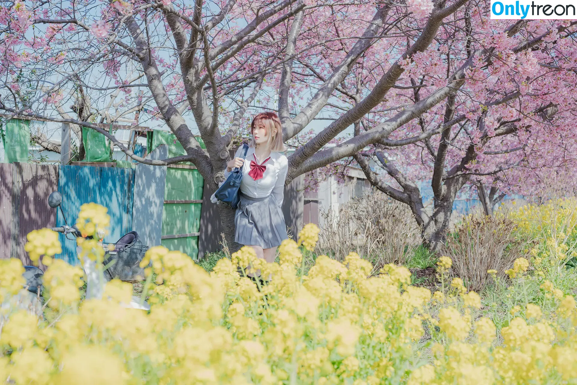 eeelyeee nude photo #1203 (Ely Cosplay / Ely_eee)