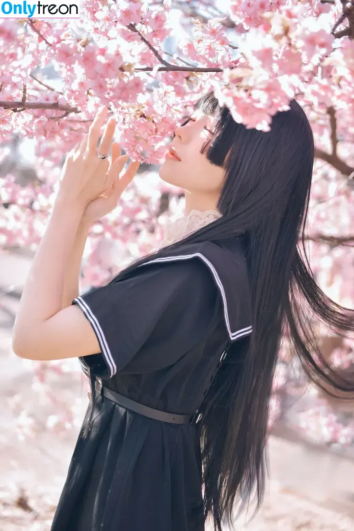 eeelyeee nude photo #1236 (Ely Cosplay / Ely_eee)