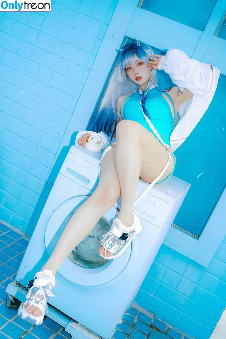 eeelyeee nude photo #1391 (Ely Cosplay / Ely_eee)