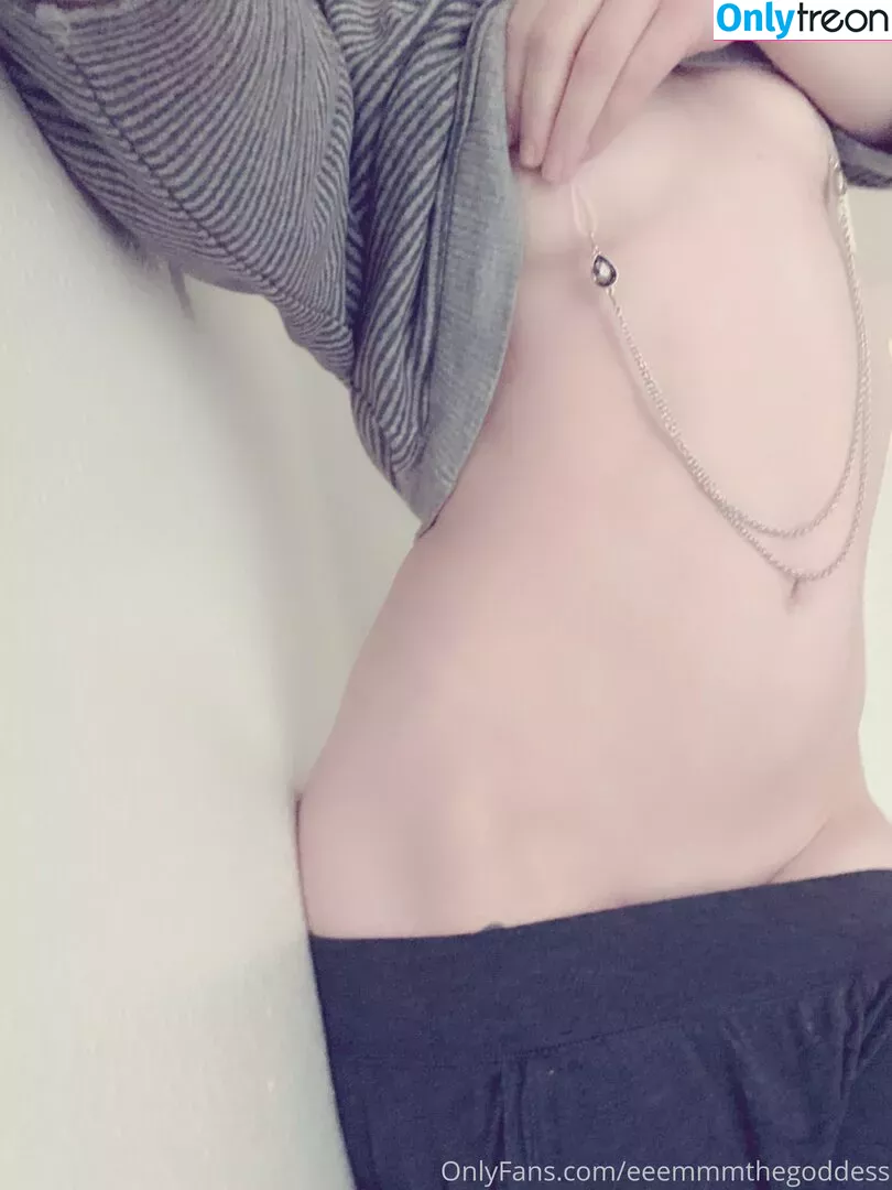 eeemmmthegoddess nude photo #0027 (eeemmmthegoddess)