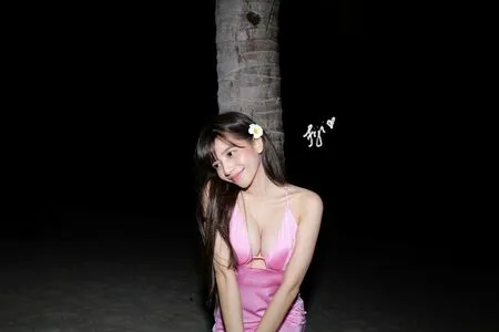 Eeeveenara / Eevee Enara / eeveenara nude photo #0126