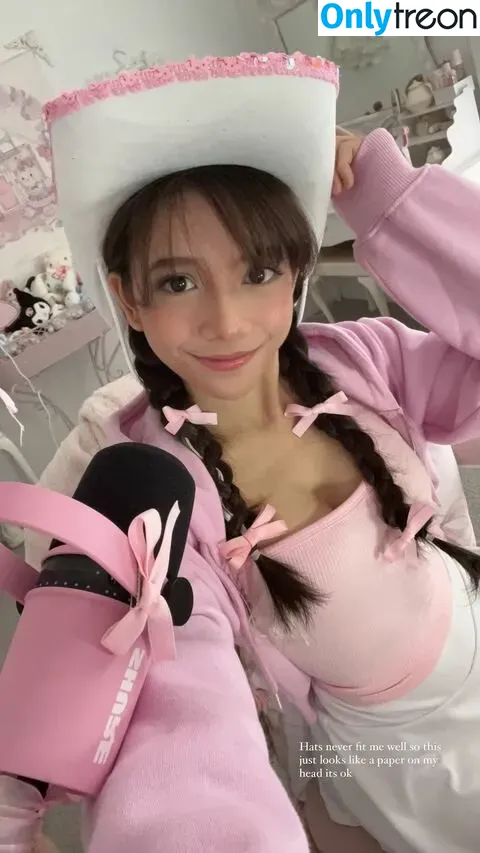 Eeeveenara nude photo #0083 (Eevee Enara / eeveenara)