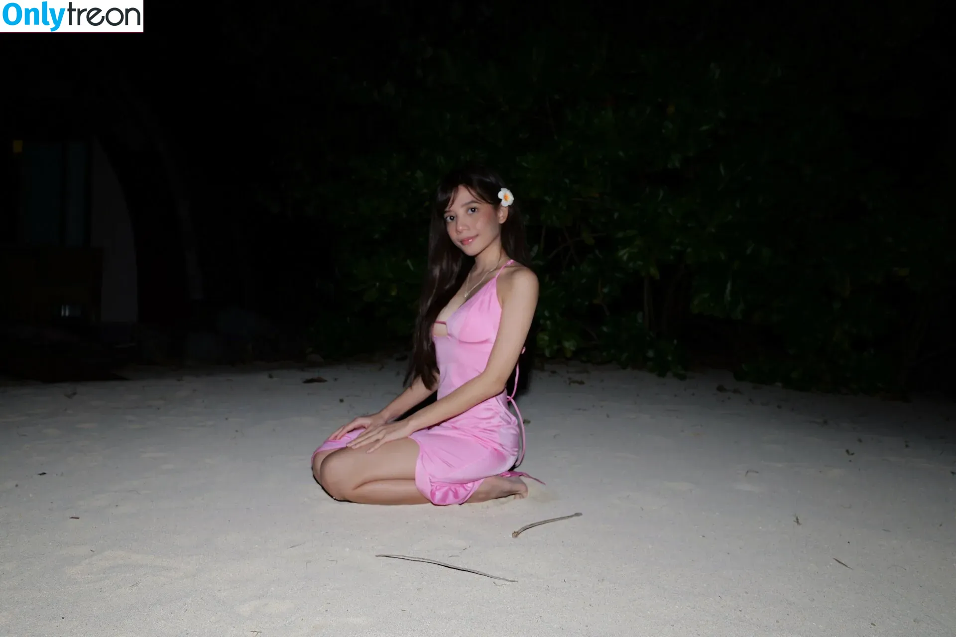Eeeveenara nude photo #0119 (Eevee Enara / eeveenara)