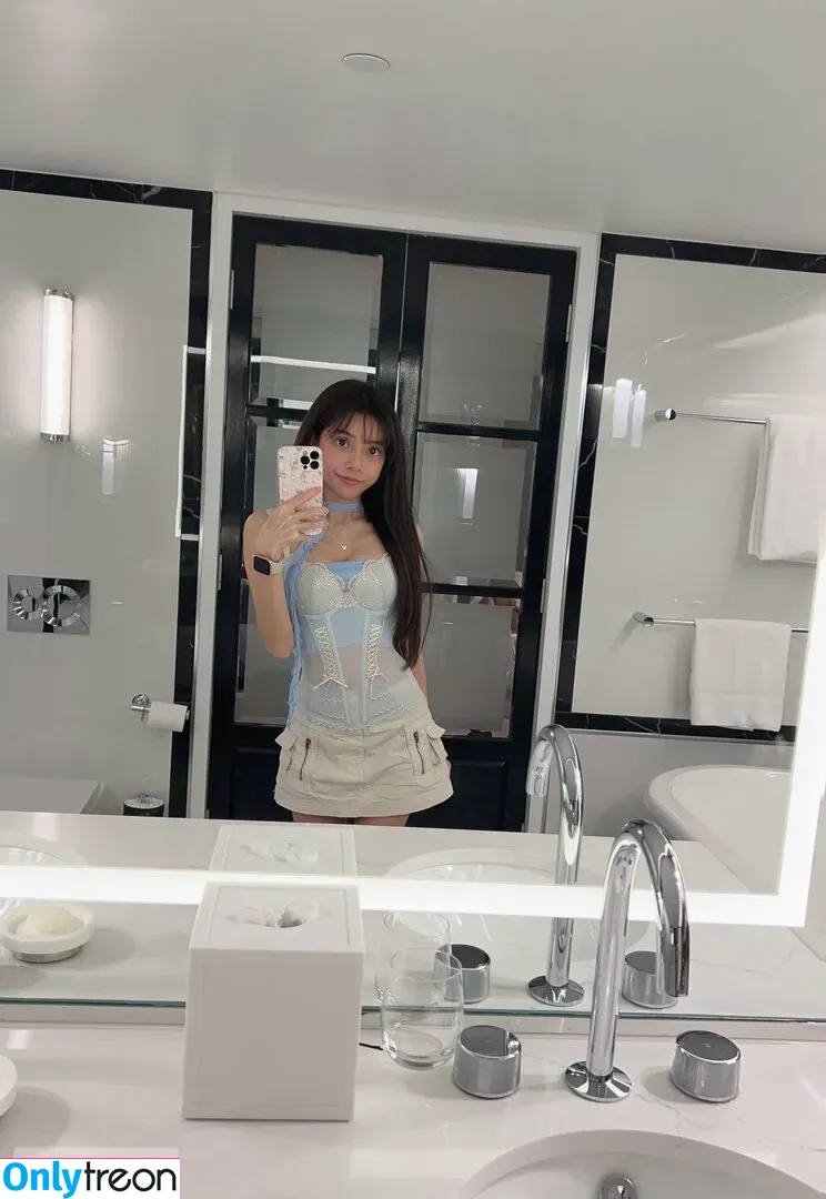 Eeeveenara nude photo #0138 (Eevee Enara / eeveenara)