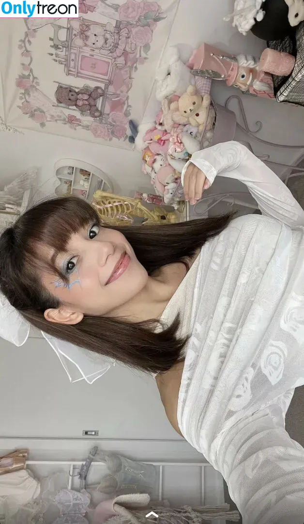 Eeeveenara nude photo #0184 (Eevee Enara / eeveenara)