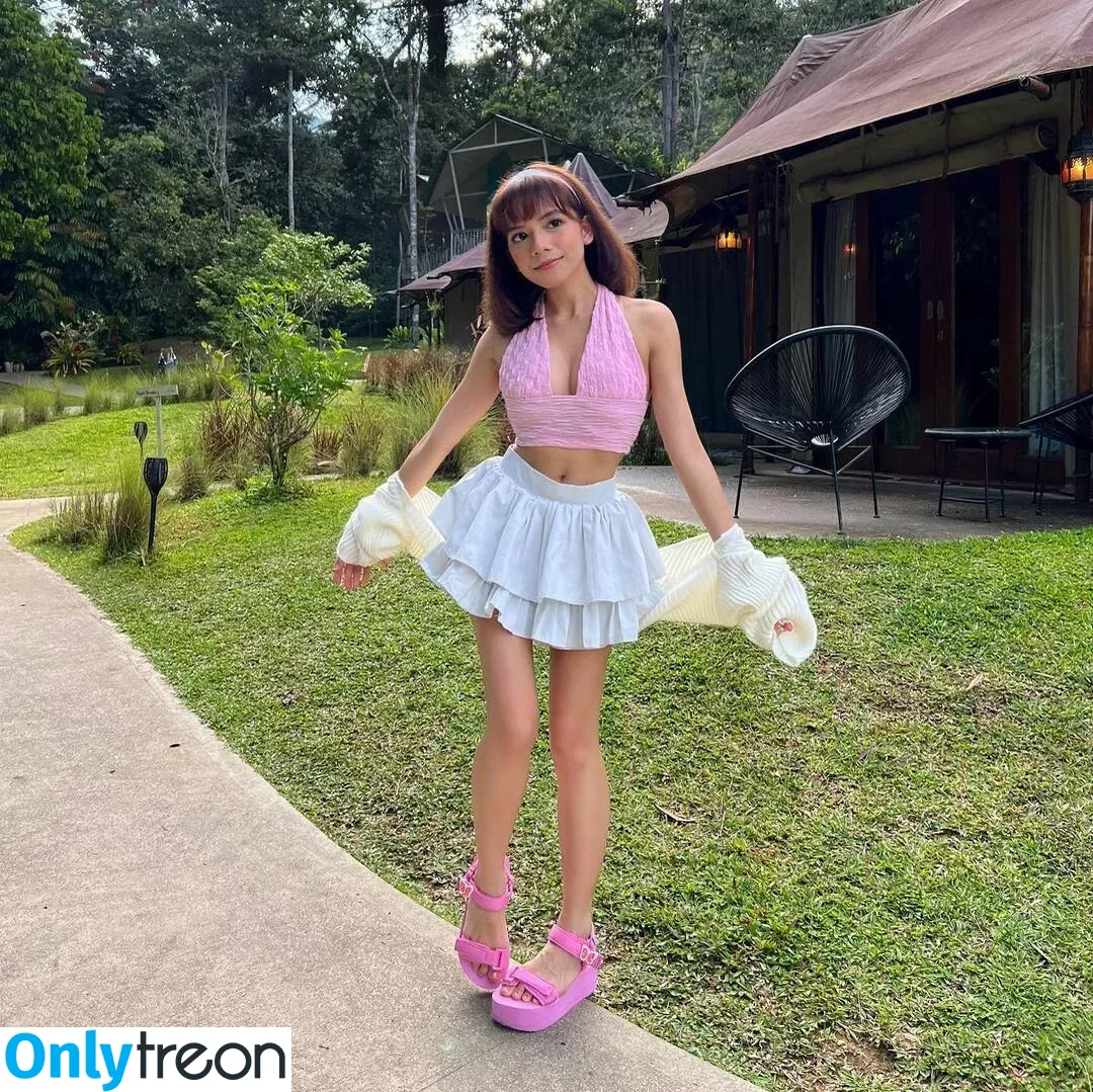Eeeveenara nude photo #0211 (Eevee Enara / eeveenara)
