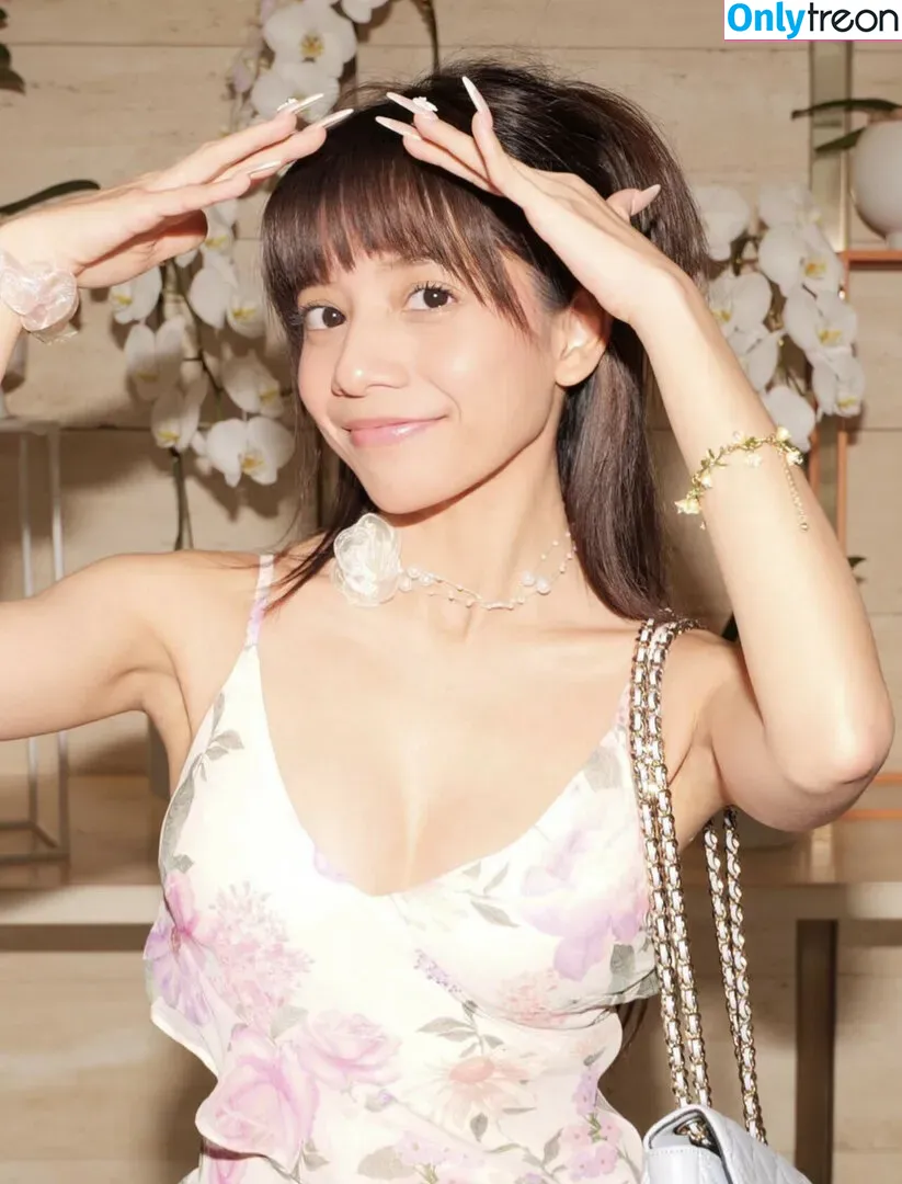 Eeeveenara nude photo #0231 (Eevee Enara / eeveenara)