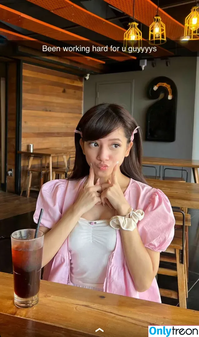 Eeeveenara nude photo #0335 (Eevee Enara / eeveenara)