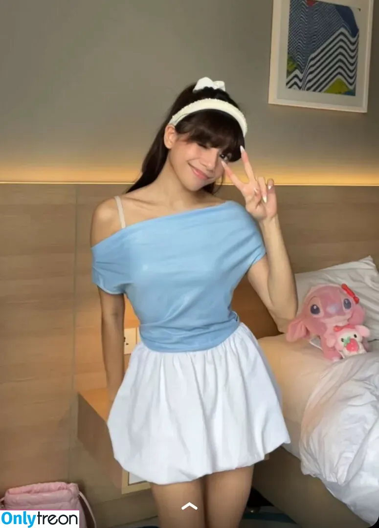 Eeeveenara nude photo #0341 (Eevee Enara / eeveenara)