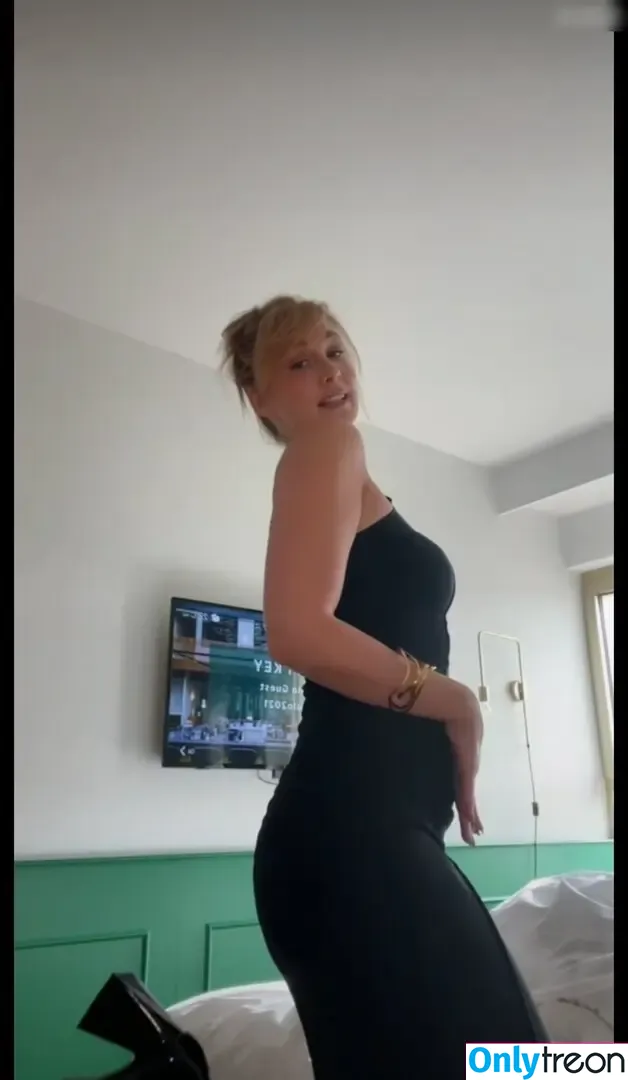 Eefje Depoortere nude photo #0175 (eefjah)