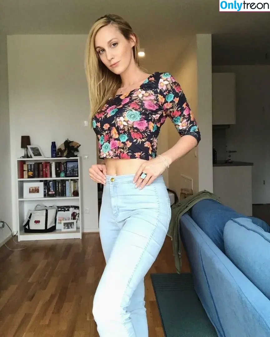 Eefje Depoortere nude photo #0197 (eefjah)