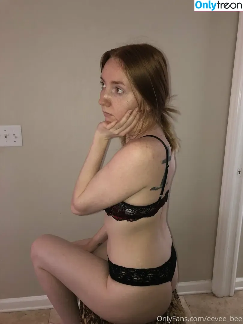 Eevee Bee nude photo #0088 (Eeveebeeshow / eevee_bee / eeveethebee)