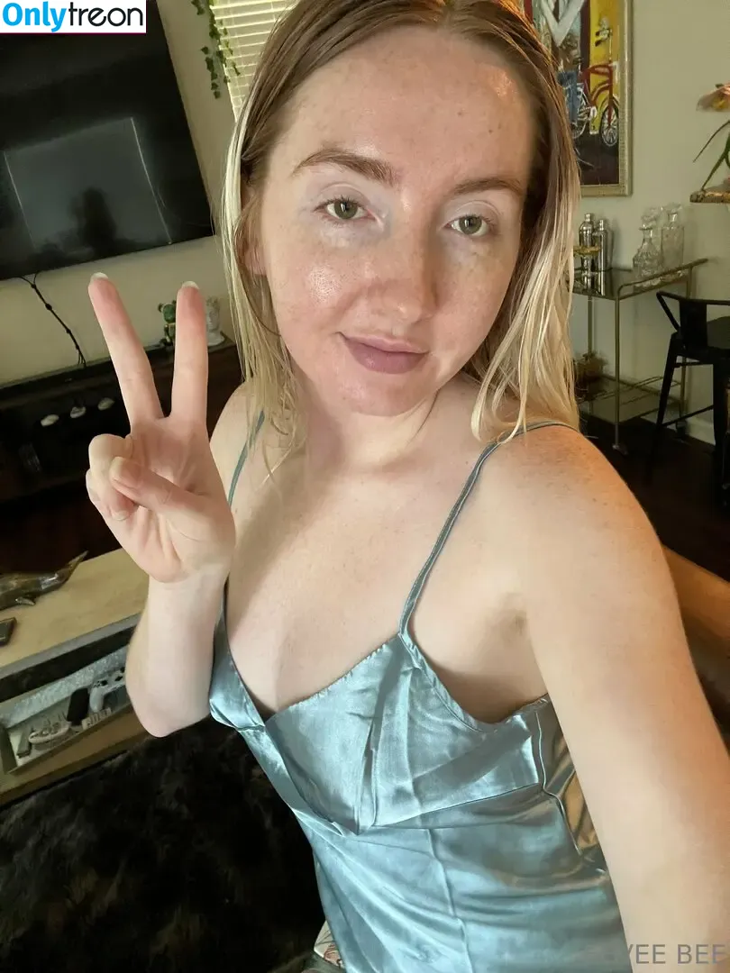 Eevee Bee nude photo #0532 (Eeveebeeshow / eevee_bee / eeveethebee)
