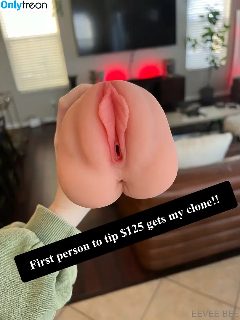 Eevee Bee nude photo #0672 (Eeveebeeshow / eevee_bee / eeveethebee)