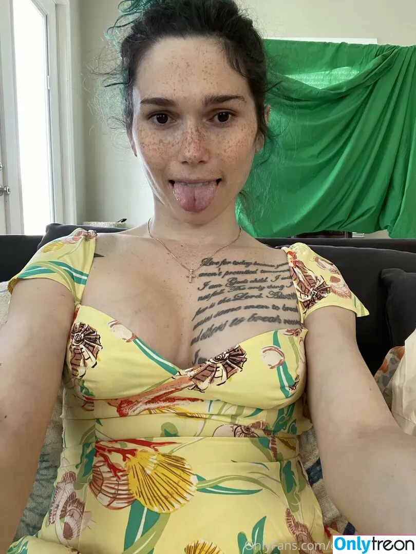 eeveebeevip nude photo #0040 (eeveebee)