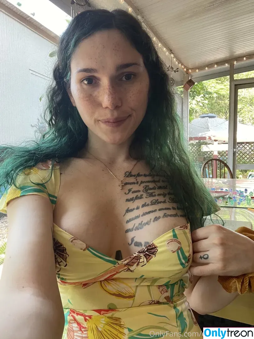 eeveebeevip nude photo #0041 (eeveebee)