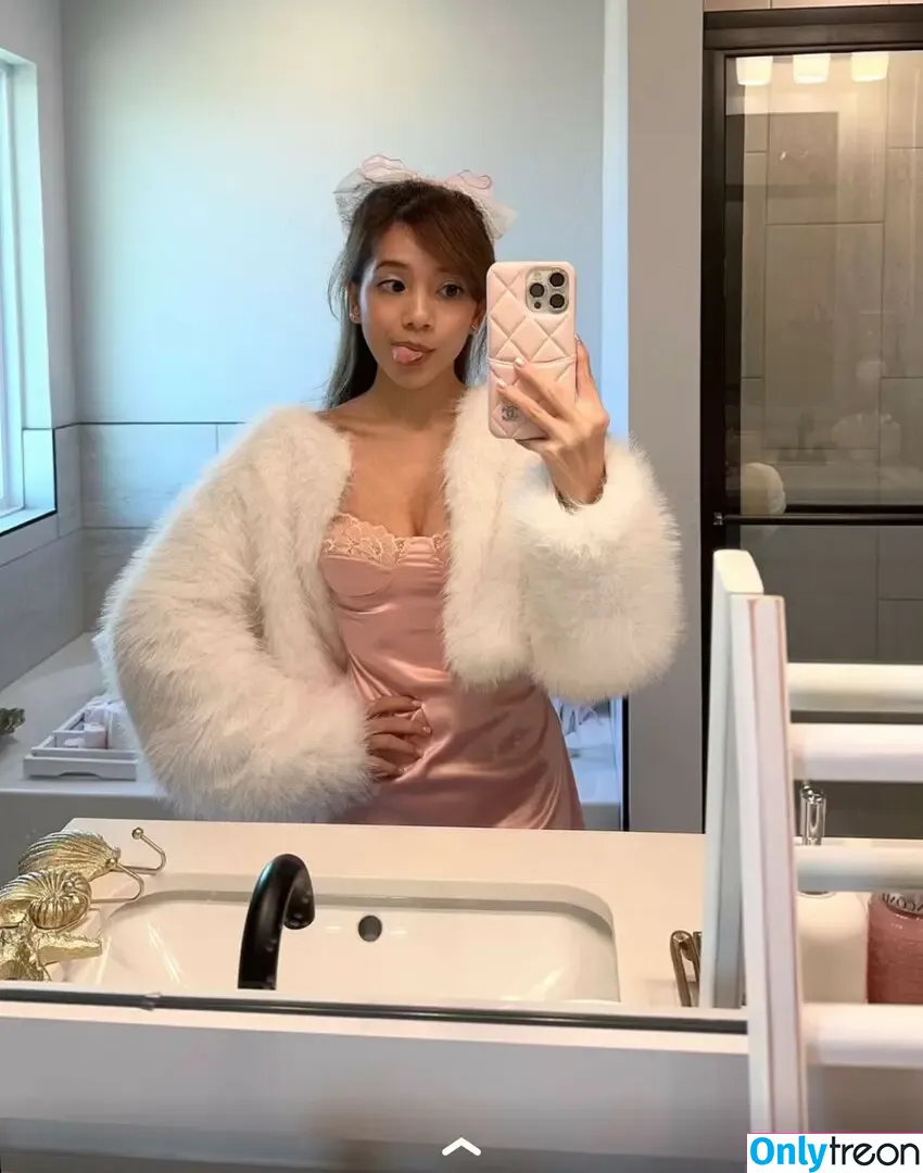 Eeveenara | Eevee Enara nude photo #0007 (Eeveenara | Eevee Enara)