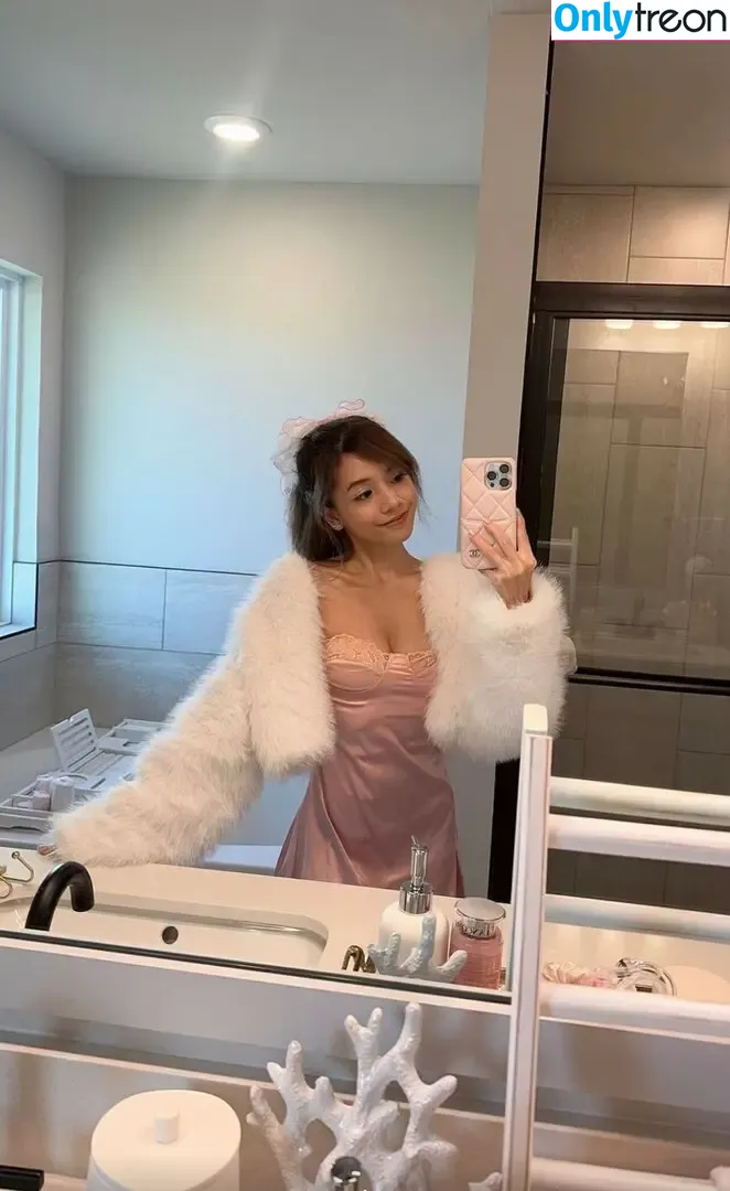 Eeveenara | Eevee Enara nude photo #0008 (Eeveenara | Eevee Enara)