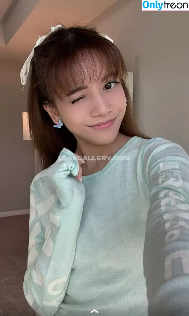 Eeveenara nude photo #0013 (Eevee Enara)