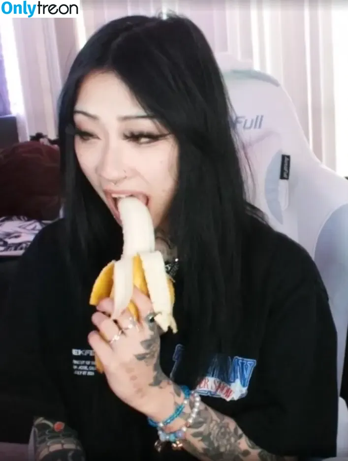 eggspringroll nude photo #0021 (eggspringroll)