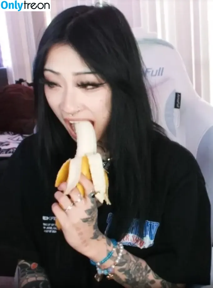 eggspringroll nude photo #0022 (eggspringroll)