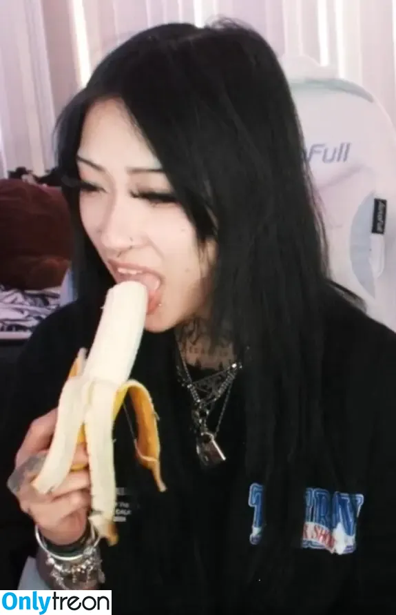 eggspringroll nude photo #0024 (eggspringroll)