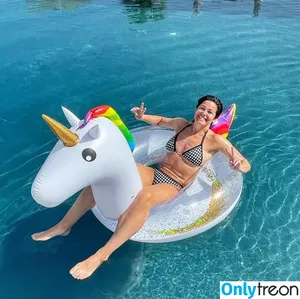 Eilidh Barbour / eilidh_barbour nude photo #0009