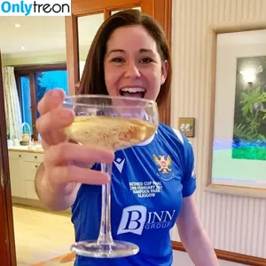 Eilidh Barbour / eilidh_barbour nude photo #0029