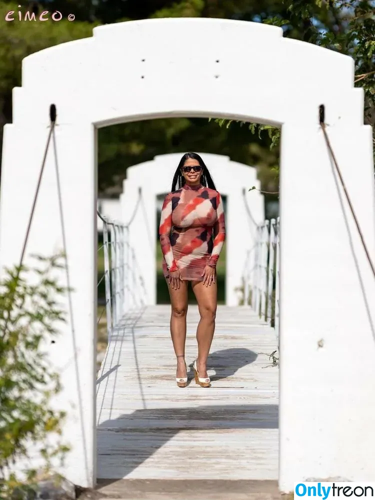 Eimeo nude photo #0078 (tahiticutie)