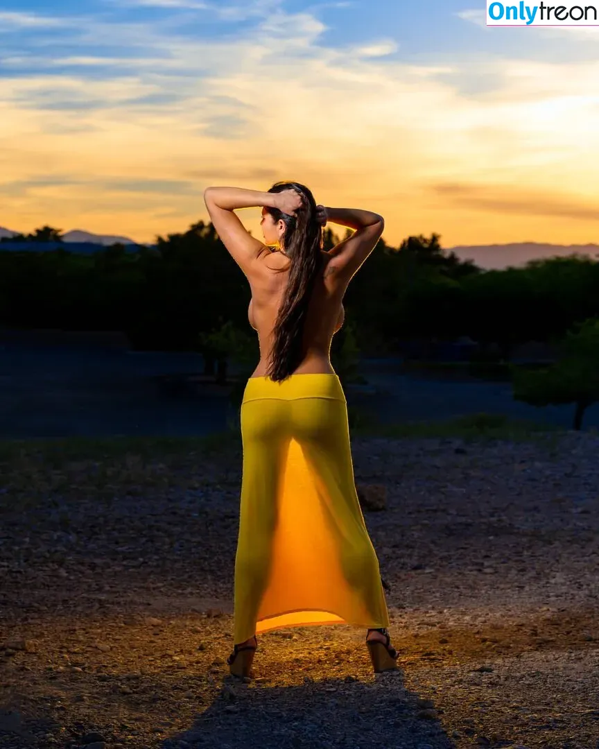 Eimeo nude photo #0300 (tahiticutie)