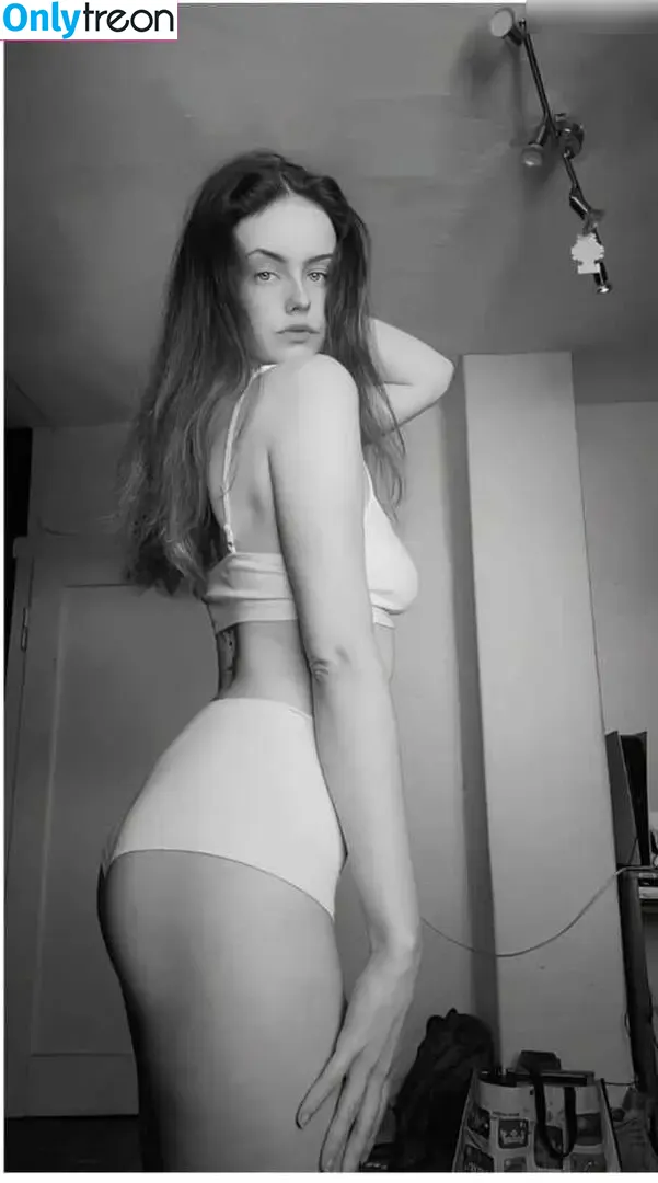einfach_louise nude photo #0007 (einfach_louise)