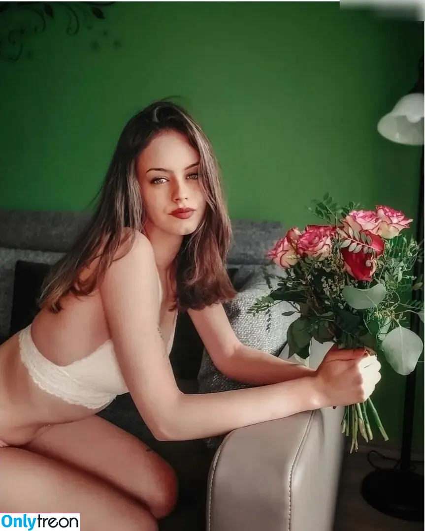 einfach_louise nude photo #0015 (einfach_louise)