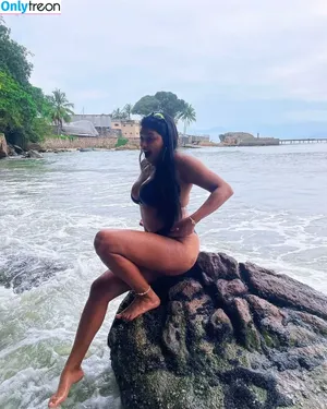 Eitaferreira / rita.fferreira nude photo #0004