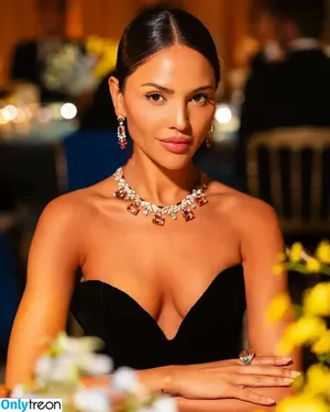 Eiza Gonzalez / eizagonzalez / elisagonz nude photo #1132