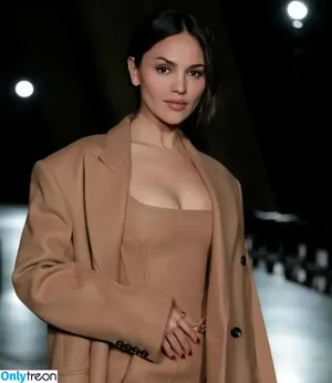 Eiza Gonzalez / eizagonzalez / elisagonz nude photo #1435