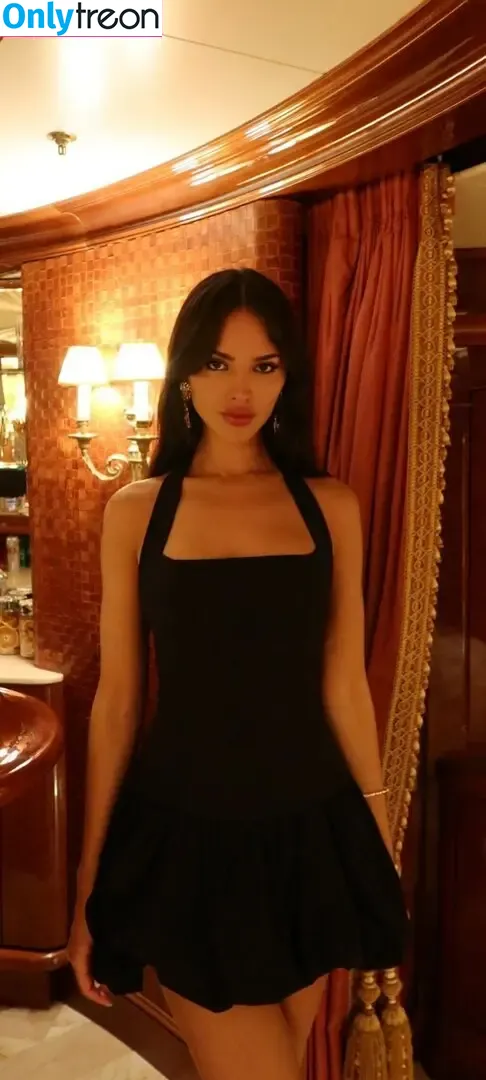 Eiza Gonzalez nude photo #1176 (eizagonzalez / elisagonz)