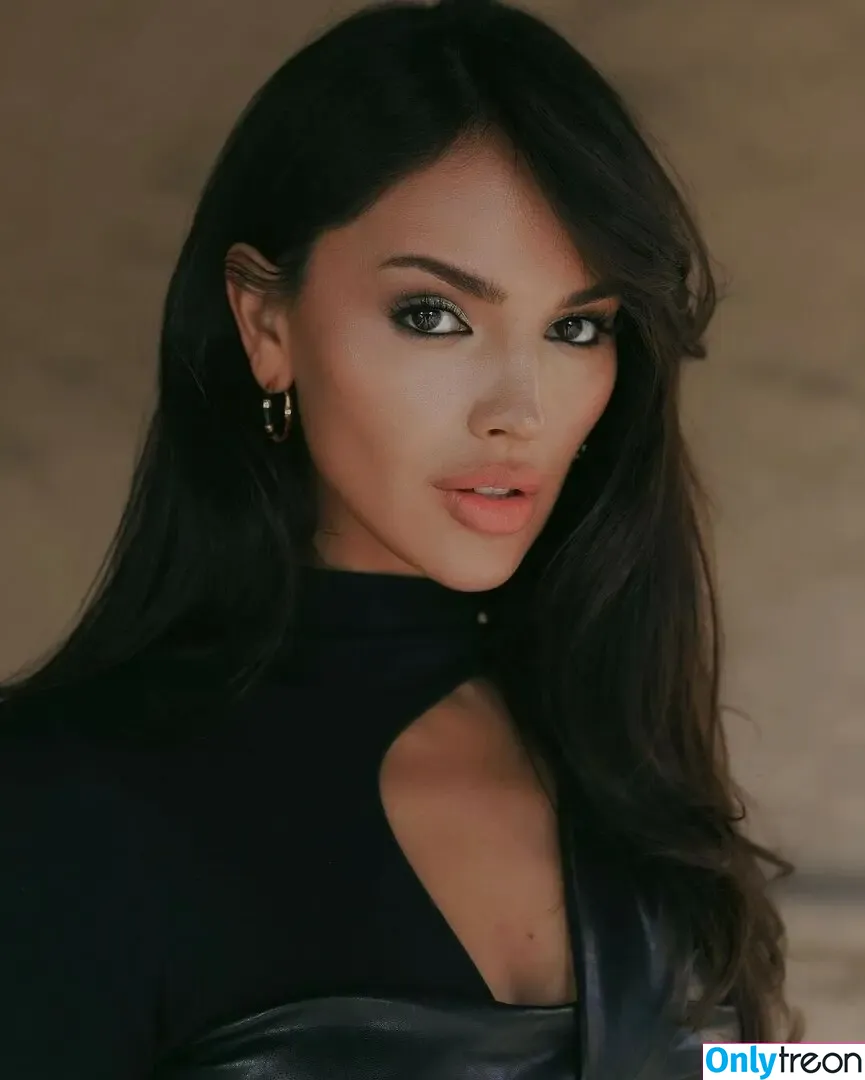 Eiza Gonzalez nude photo #1221 (eizagonzalez / elisagonz)