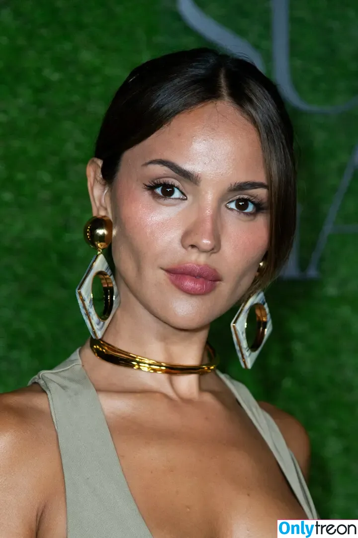 Eiza Gonzalez nude photo #1589 (eizagonzalez / elisagonz)