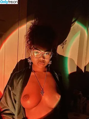  nude photo #0006
