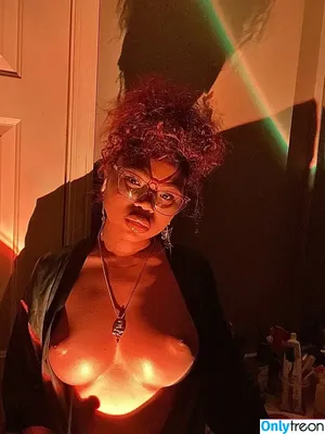  nude photo #0007