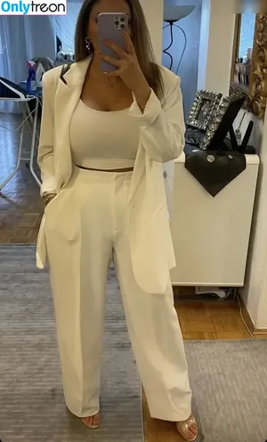  nude photo #0004