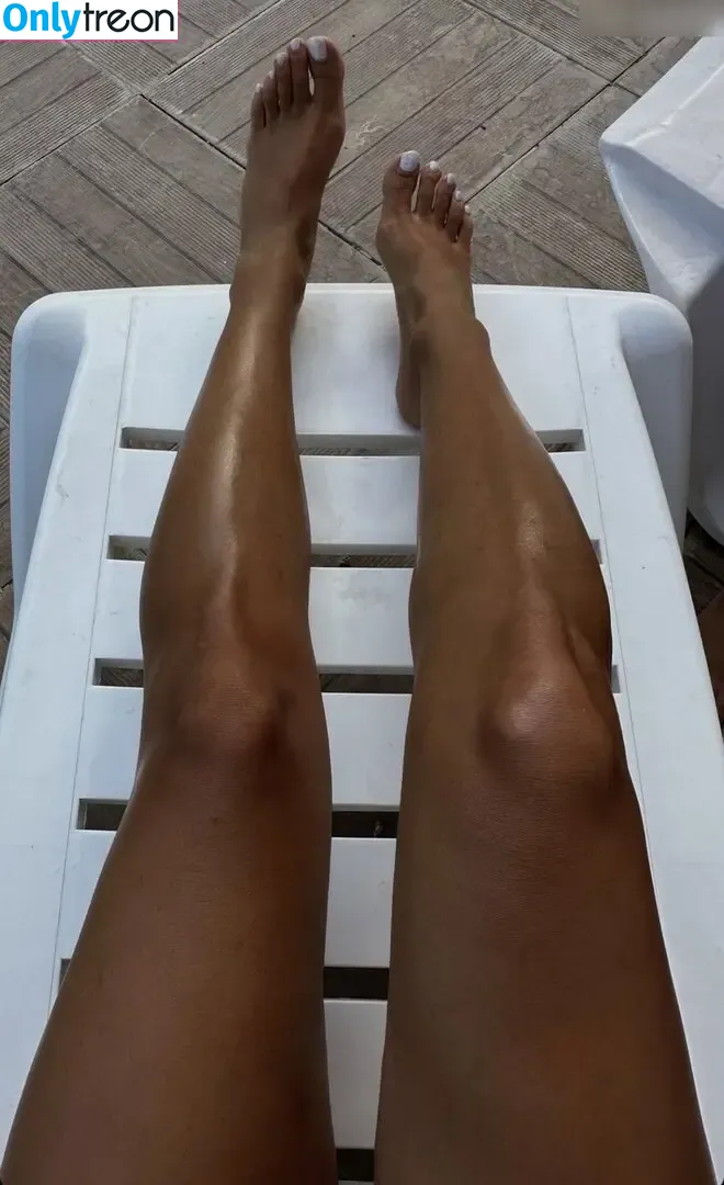 _elakrp nude photo #0001 (_elakrp)