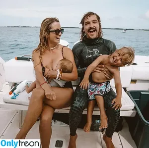 Elayna Carausu / Sailing La Vagabonde / elayna.carausu nude photo #0080