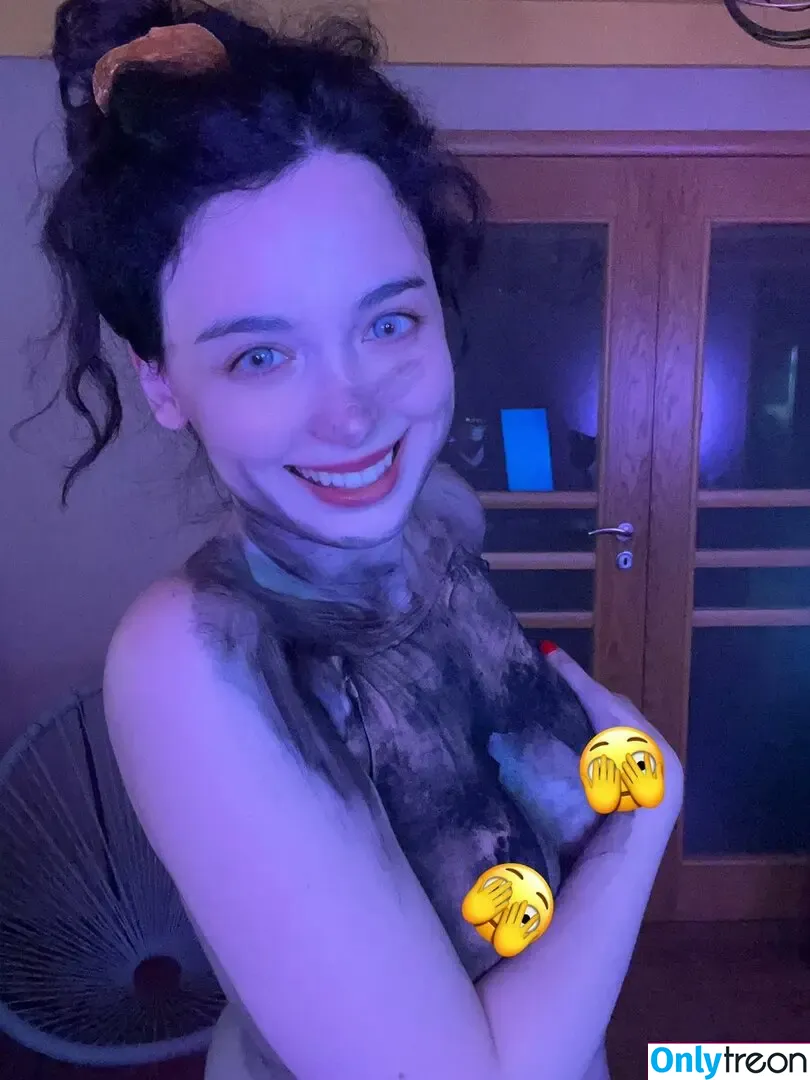 Eleemoon nude photo #0009 (eleemoontv)