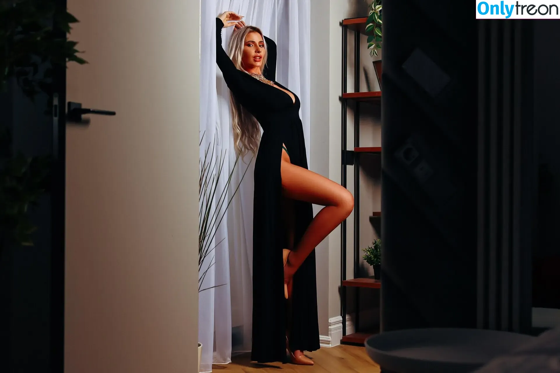 Eleineblue nude photo #0030 (Elablue / Eleineblake / eileenblue_)