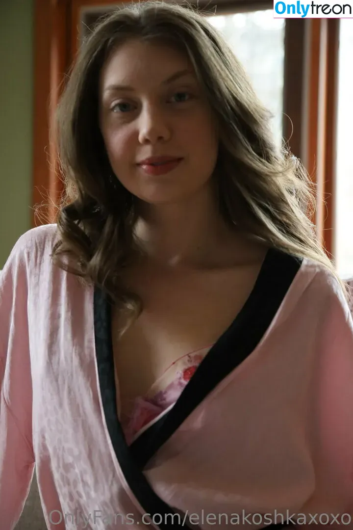 Elena Koshka nude photo #0257 (elenakoshkaxoxo / therealelenakoshka)