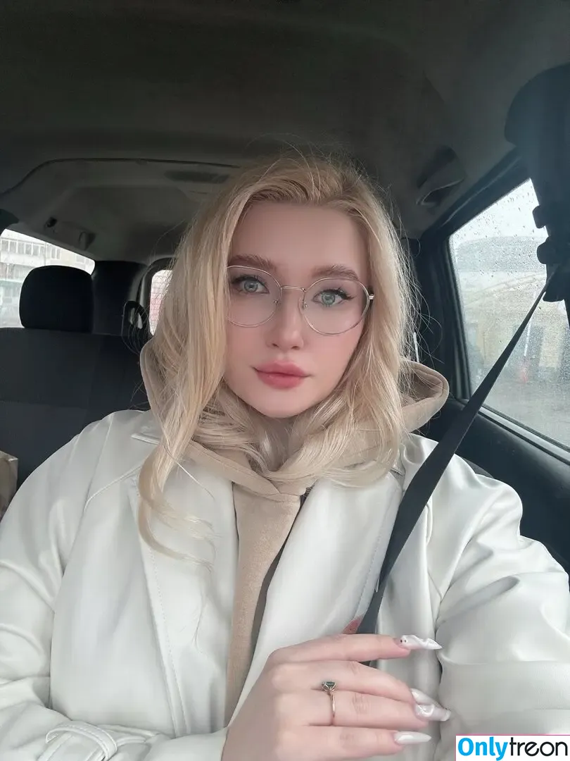 Elena Kyalviyainen nude photo #0106 (Elena Kyalviyainen)